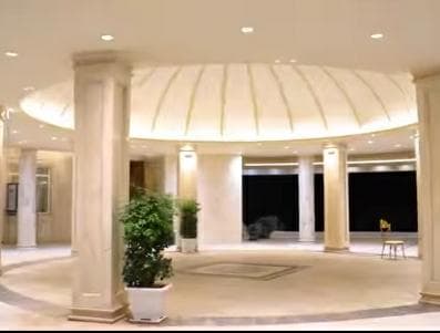 تالار و عمارت مجلل کاخ در زرند کرمان