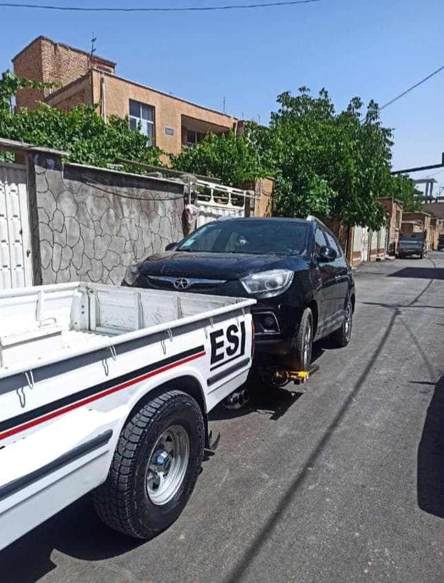 امداد خودرو و یدک کش ریسی در شهرکرد