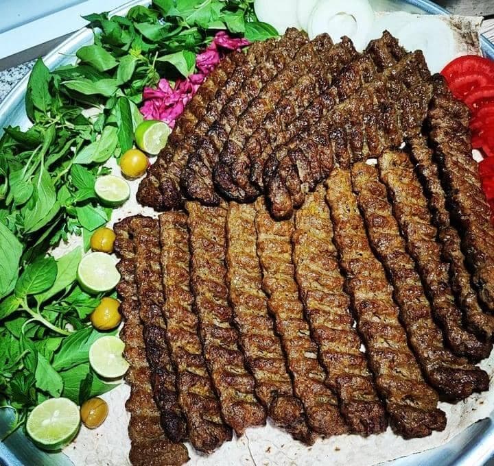 سفره خانه زرین در داراب فارس