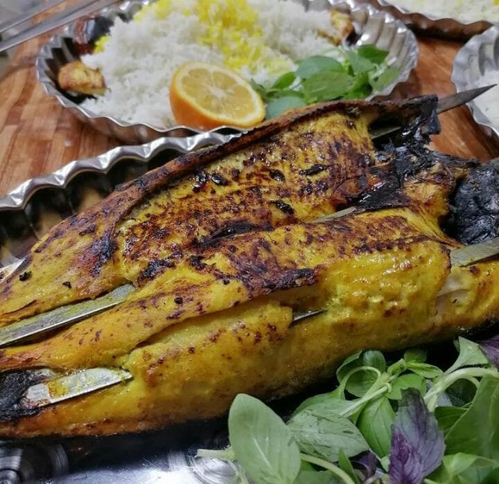 سفره خانه دهکده سبز در اسدآباد همدان