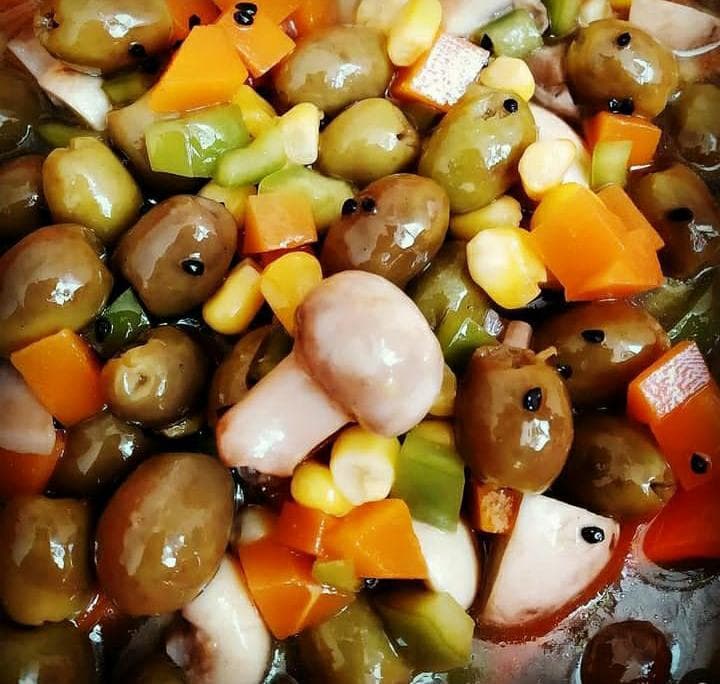 زیتون حاج صفری و پسران الیزه رودبار