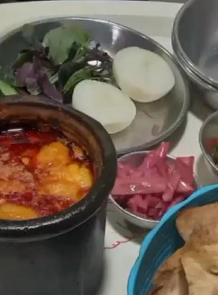 غذاکده آبگوشت خونه در نوشهر