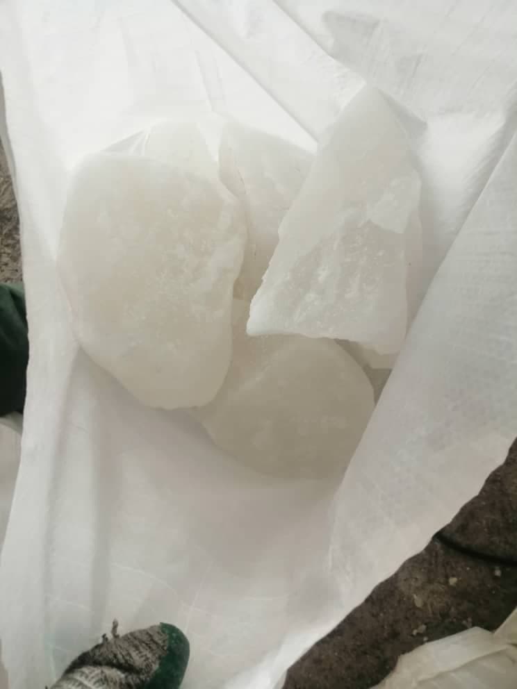 تولید و فروش نمک شکری آردی صورتی خوراکی الماس نمک پورافکاری در گرمسار