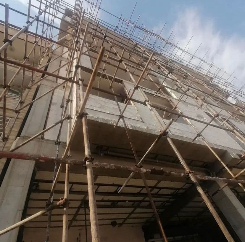 داربست فلزی زنگی آبادی در کرمان