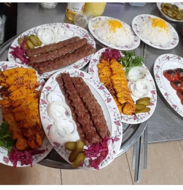 اقامتگاه بومگردی قصر زمستانه قزاآن کاشان