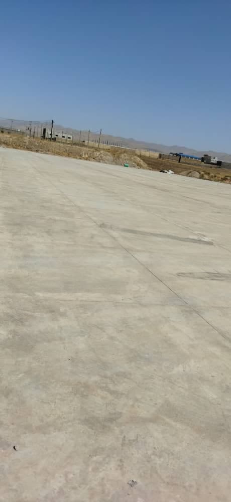 خدمات و اجرای بتن ریزی کف با ماله پروانه ای عباس زاده در تبریز