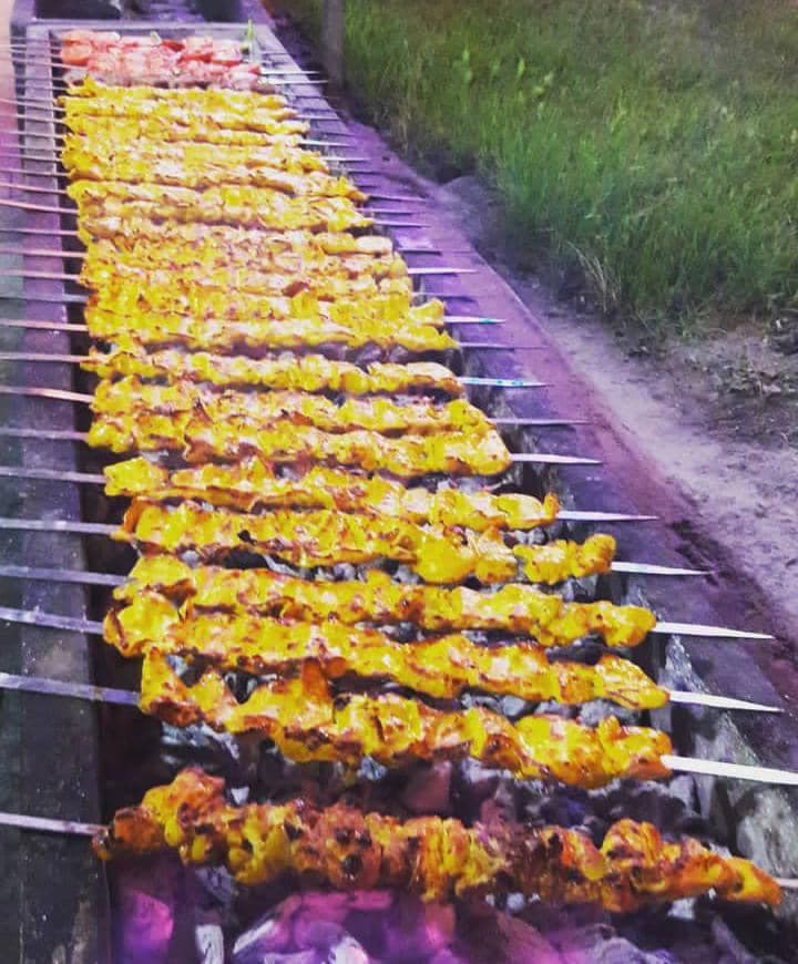 کافه رستوران سنتی عباس کرمانشاهی در کرمانشاه