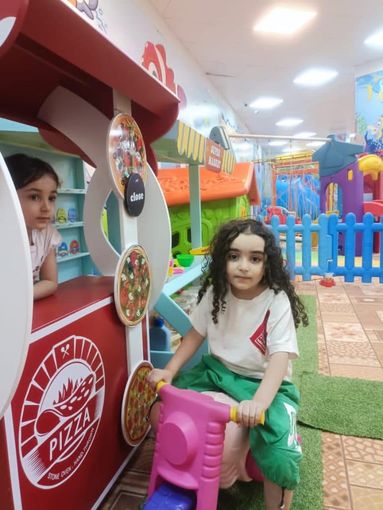 خانه بازی اعجوبه ها در آران و بیدگل اصفهان