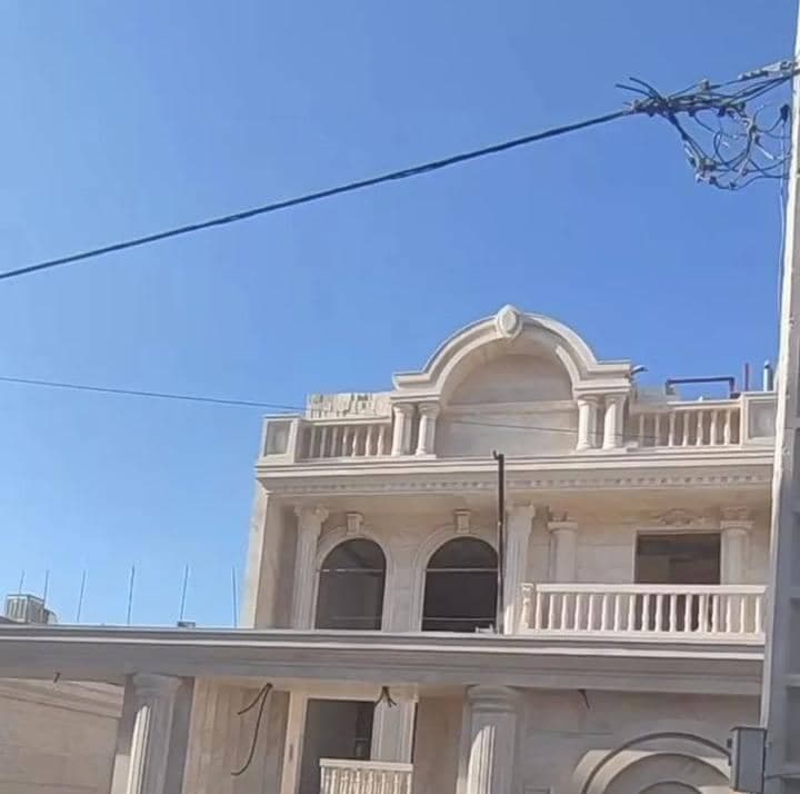 اجرای نما ساختمان فتحی در اردبیل
