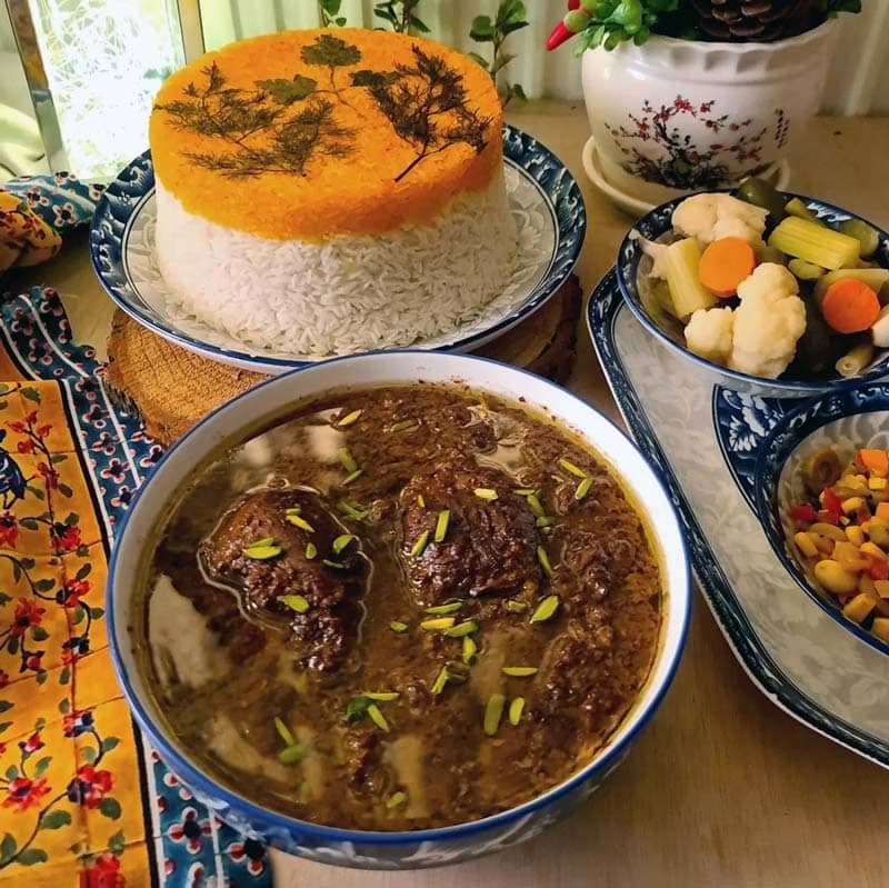چلو کبابی و چلو خورشتی حسینی در تبریز