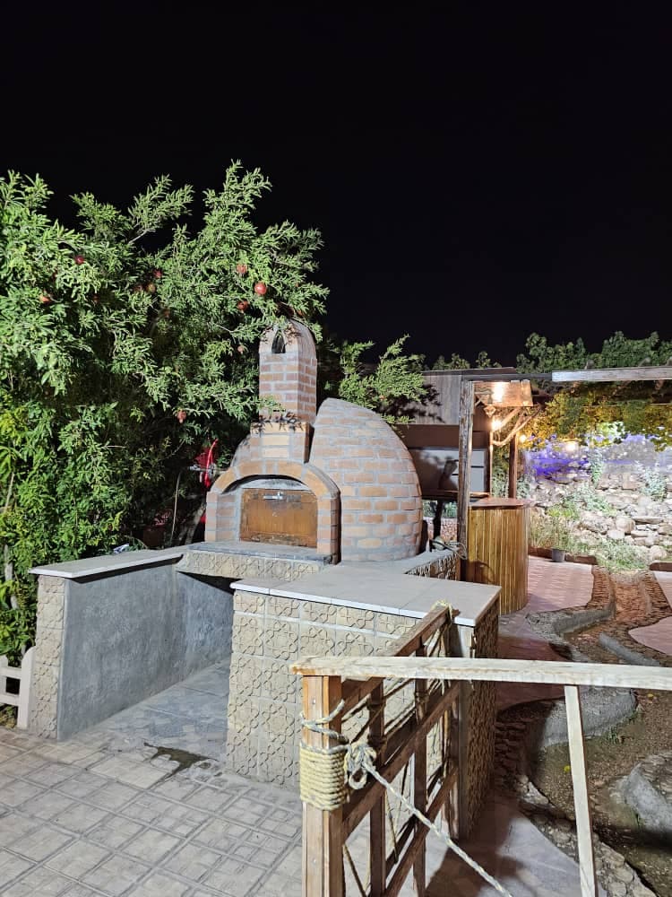 مجموعه رستوران سنتی و کافی شاپ پادراک در معالی آباد شیراز