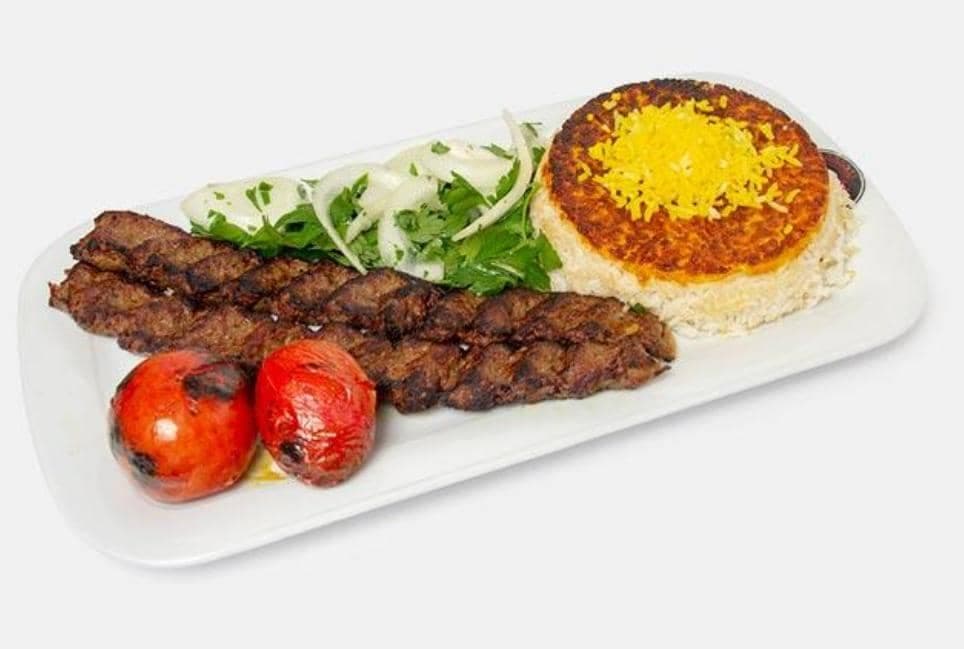 مجموعه غذایی حاج عباسعلی و پسران در شیراز