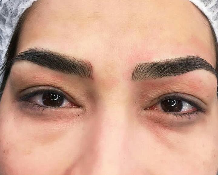 خدمات میکروبلیدینگ و میکرواسکالپ زهرا مهدیانی در نیشابور