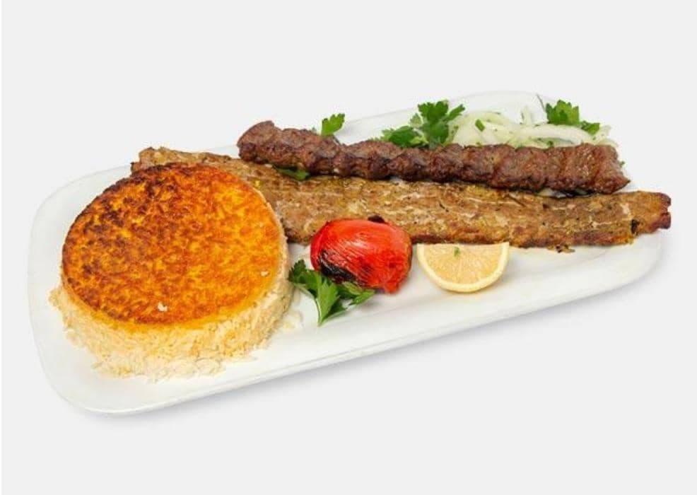 مجموعه غذایی حاج عباسعلی و پسران در شیراز