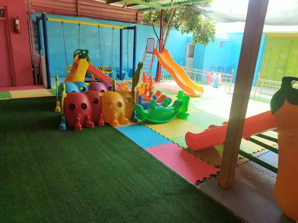 پیش دبستانی و کودکستان ماهان دانش کیان در بندرعباس