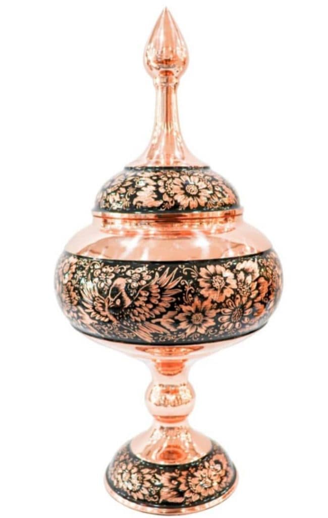 طراحی و اجرای مینا کاری ظروف سفالی و مسی و چاپ فرش ترنج در خرمشهر خوزستان
