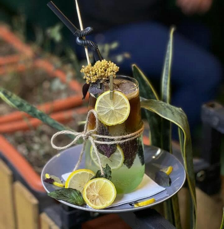 کافه موسیو در شیروان خراسان شمالی