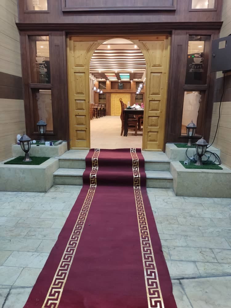 کافه رستوران وارا در گرگان گلستان