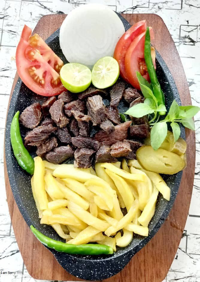کبابسرای چرب و چیلی در بجنورد