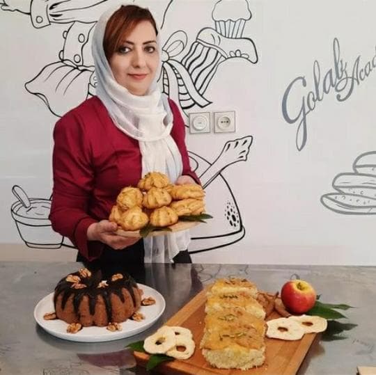 آموزشگاه شیرینی پزی و آشپزی گلاب در اصفهان