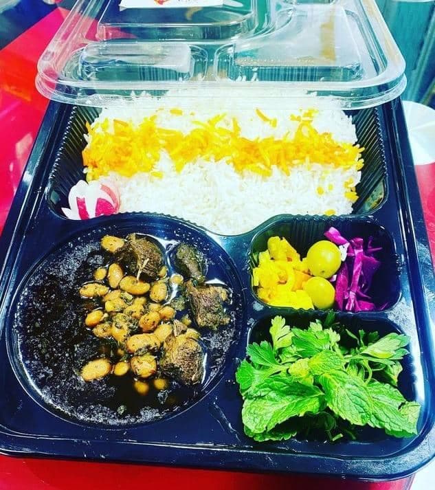 کافه رستوران دیوان پخت در سنندج
