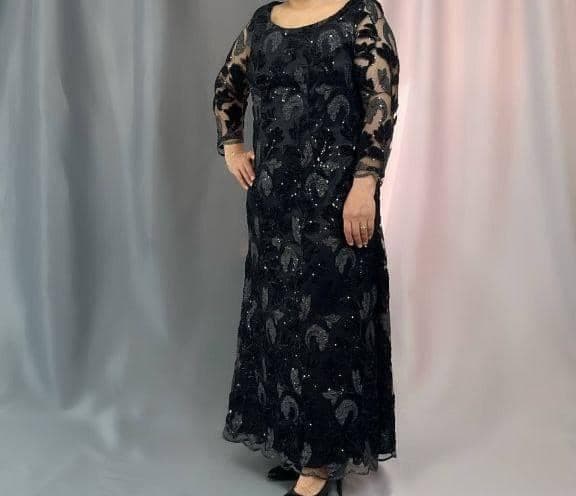 مزون و آموزشگاه خیاطی منیژه صمدزاده در محمودآباد مازندران