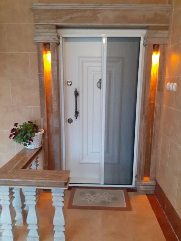 تولید نصب درب و پنجره upvc شیشه سکوریت توری پلیسه استایل هوم در رشت گیلان