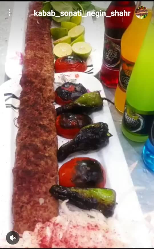 رستوران سنتی نگین شهر در تبریز