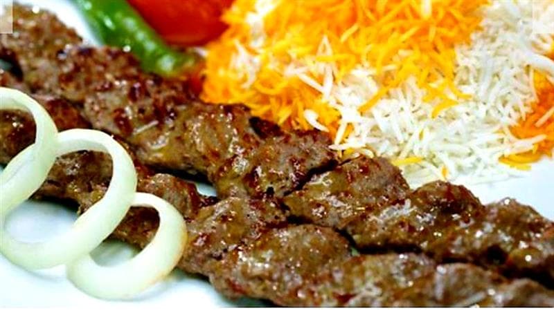 رستوران و بیرون بر تک در بوئین‌ زهرا قزوین