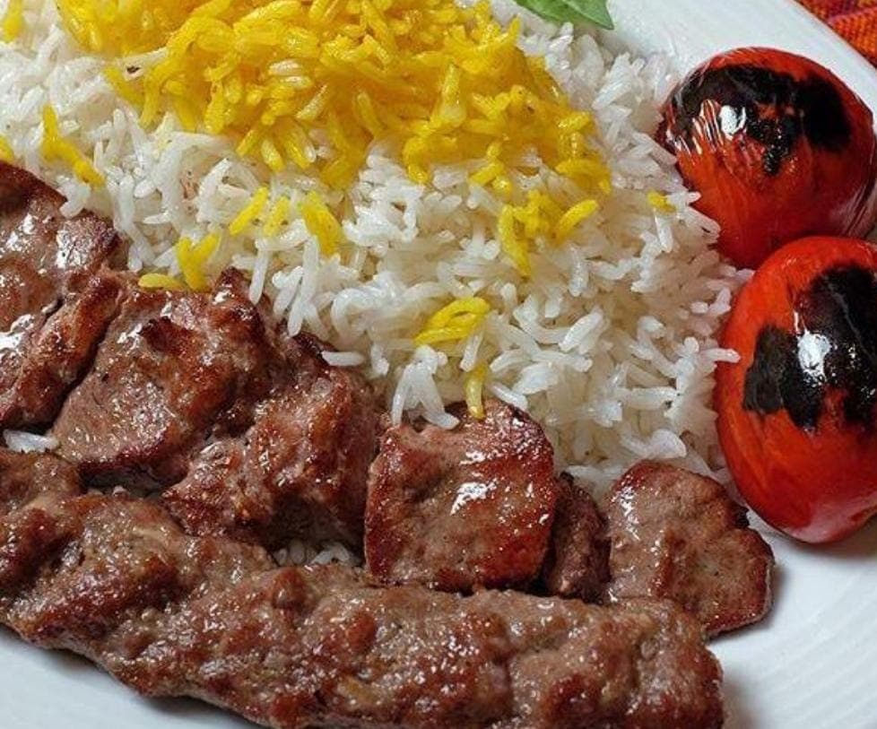 کترینگ و بیرون بر گلبرگ در زیتون کارمندی اهواز