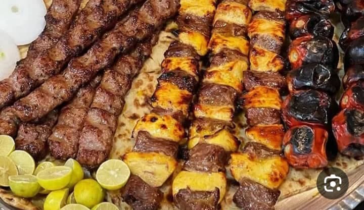 غذاخوری و بیرون بر تله رستوران دادلی در اسفهلان تبریز
