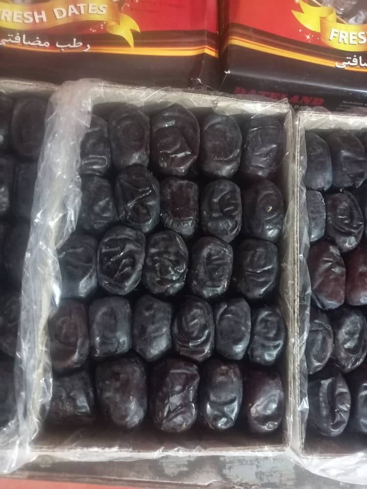 خرید و فروش صادرات بسته بندی سردخانه خرما زمرد لاشار در سیستان و بلوچستان