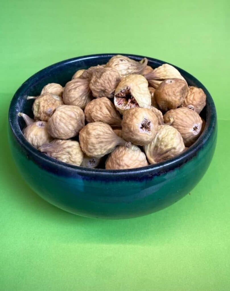 آجیل پزی حاج اسدلله در گرگان