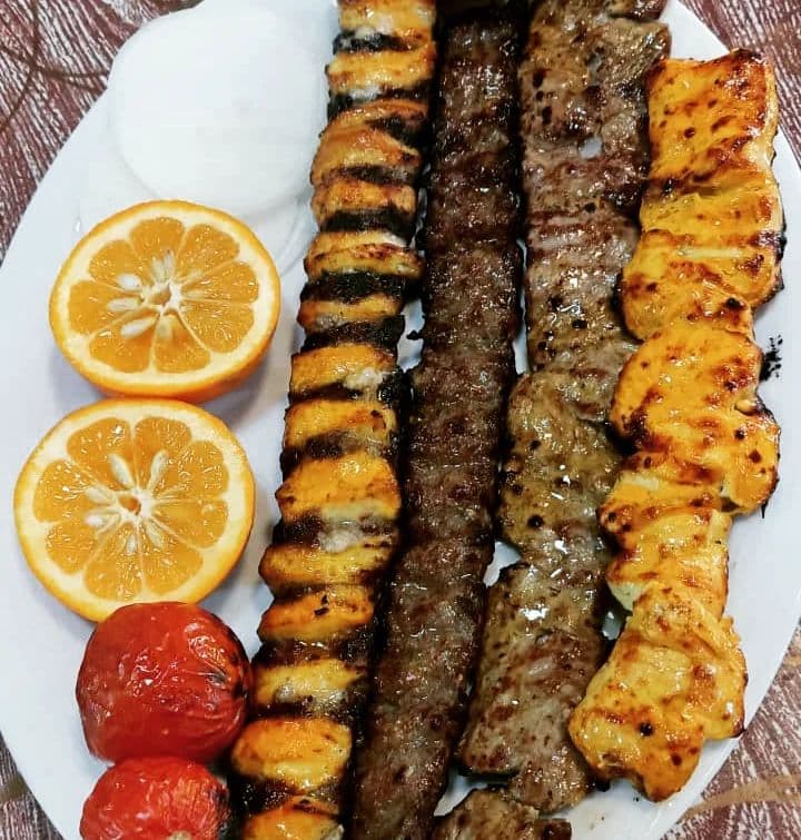 رستوران سنتی اهورا در دهلران ایلام