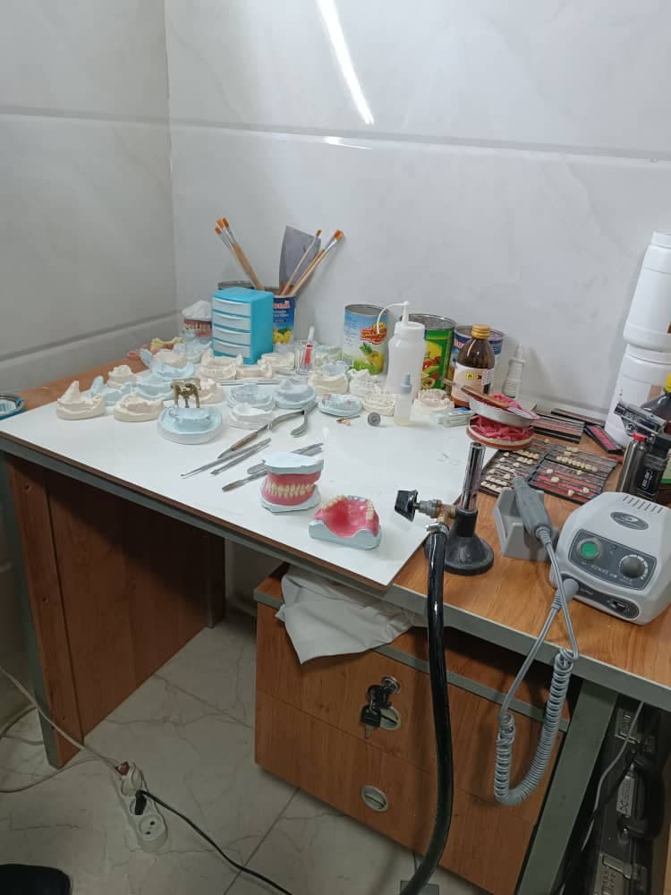 کلینیک دندانپزشکی دکتر بصیریان در کرمان