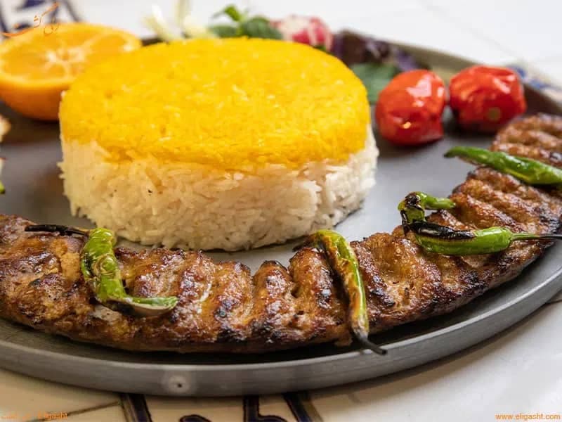 بیرون بر ضامن آهو در دزفول