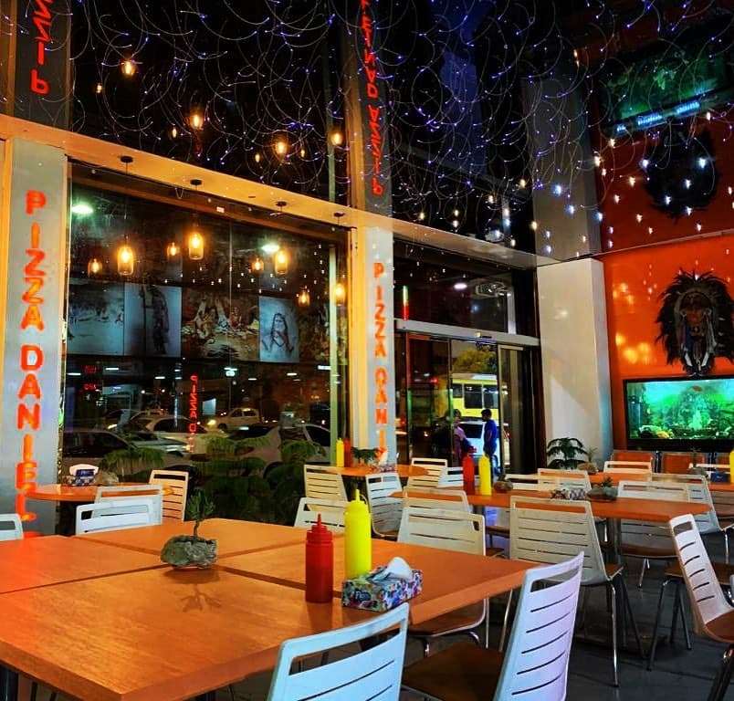 فست فود دانیال در شیراز