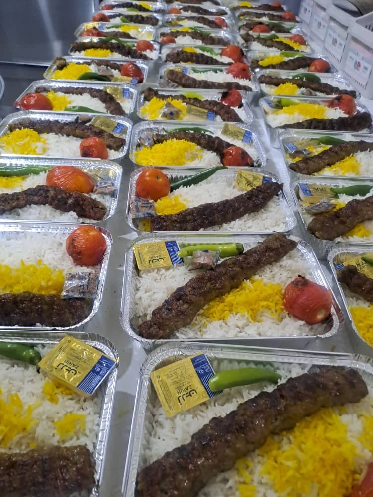 تهیه غذای فدک در میانه