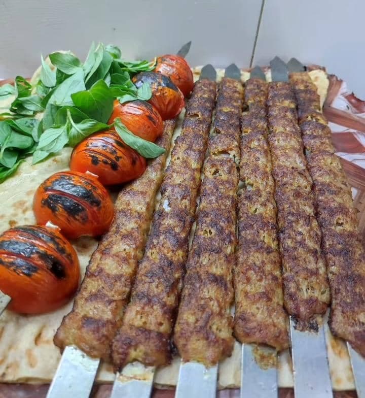 کباب ساندویچی ارسلان در سبزوار