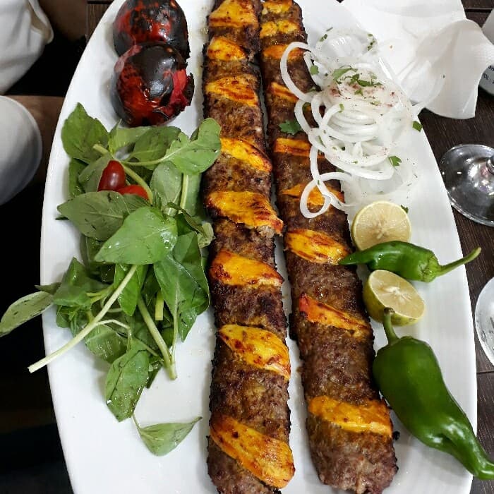 کترینگ و بیرون بر حافظ در بلوار سجاد مشهد