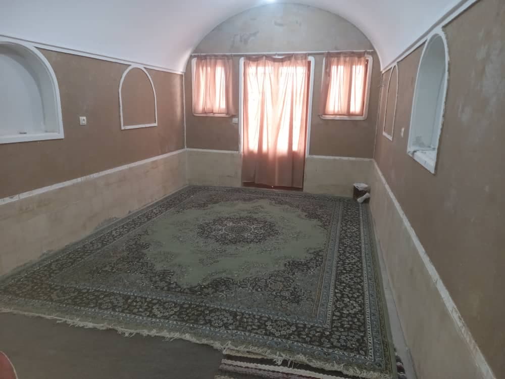 اقامتگاه و سفره خانه سنتی دارا در خور و بیابانک اصفهان