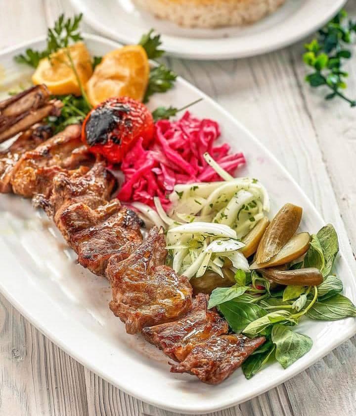 کافه رستوران شیرز در کوهدشت