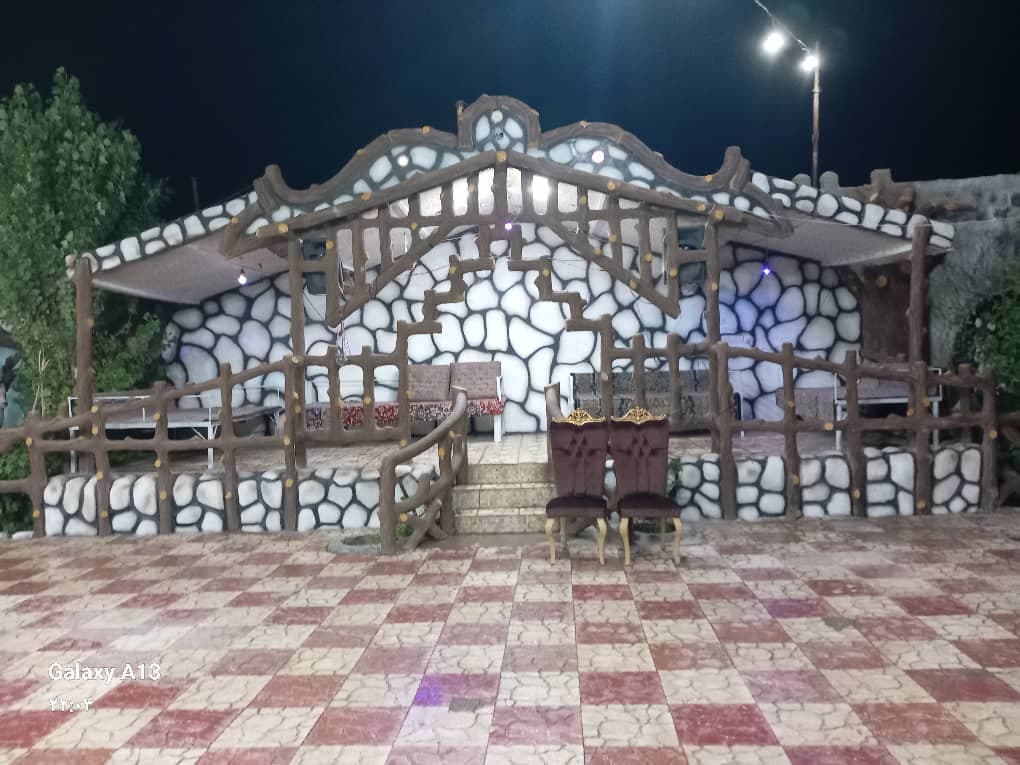 باغ و رستوران یاقوت در سیرجان