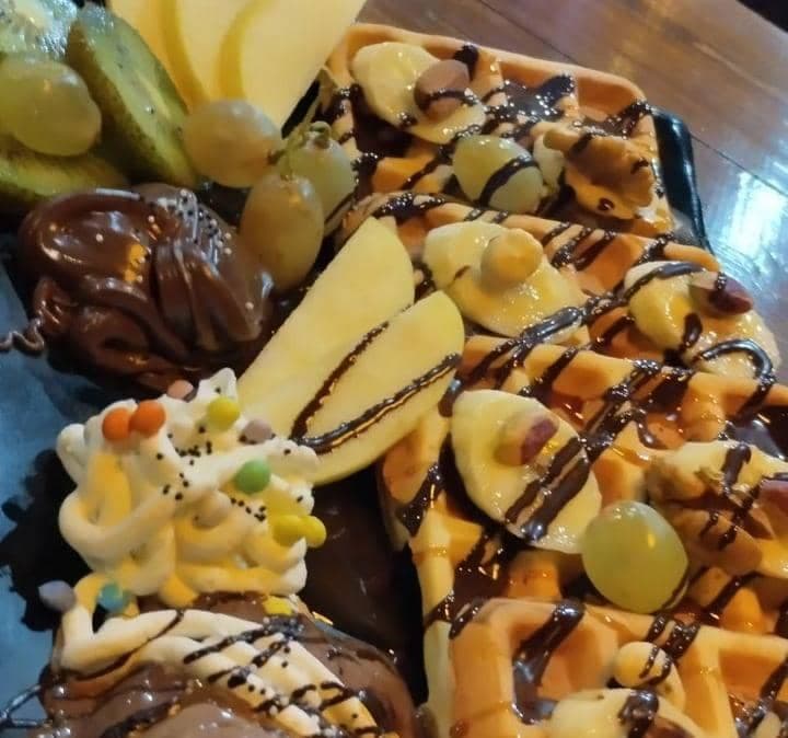 کافه صبحانه ماه من در بابلسر