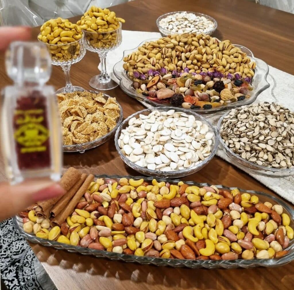 فروشگاه آجیل و خشکبار نمونه موسوی در شیراز