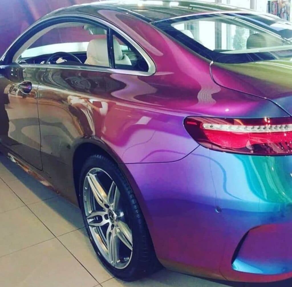 خدمات کارشناسی صافکاری نقاشی و تشخیص رنگ خودرو رنگارنگ در همدان