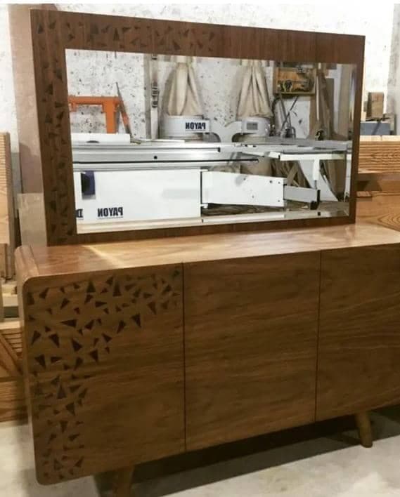 فروش جلو مبلی و آینه کنسول و سرویس خواب مصنوعات چوبی هیرکان چوب در بابلسر
