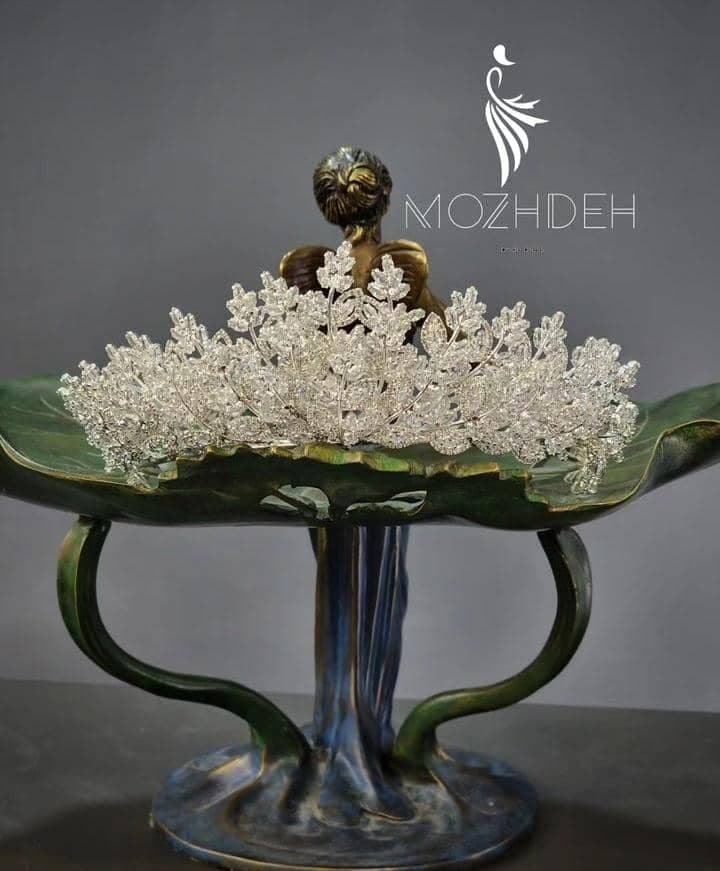 مزون لباس عروس و مجلسی مژده در کرمانشاه