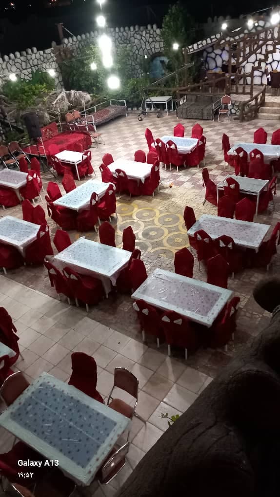 باغ و رستوران یاقوت در سیرجان