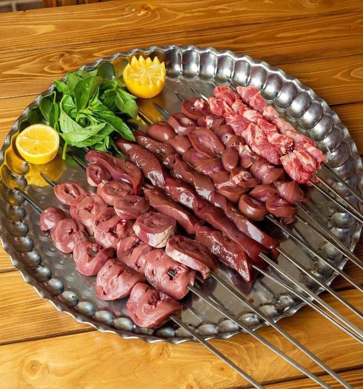 نان داغ و کباب داغ هورامان در کرمانشاه
